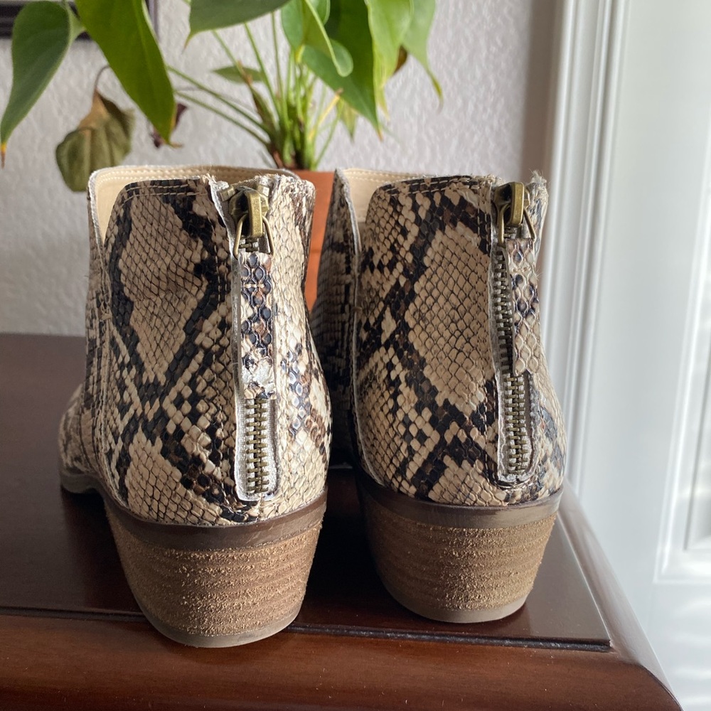 Women’s Ankle Bootie size 8.5 - Picture 4 of 7